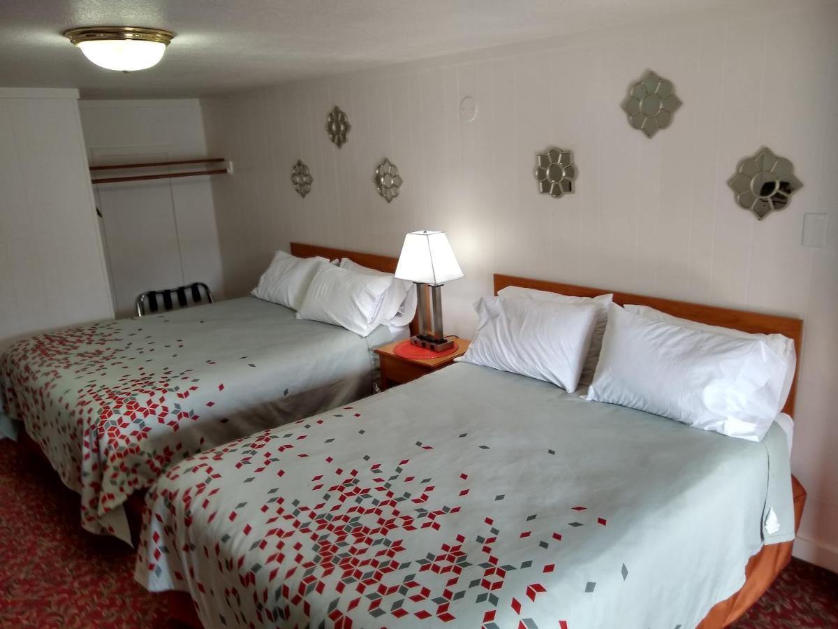 Holiday Motel בנד מראה חיצוני תמונה