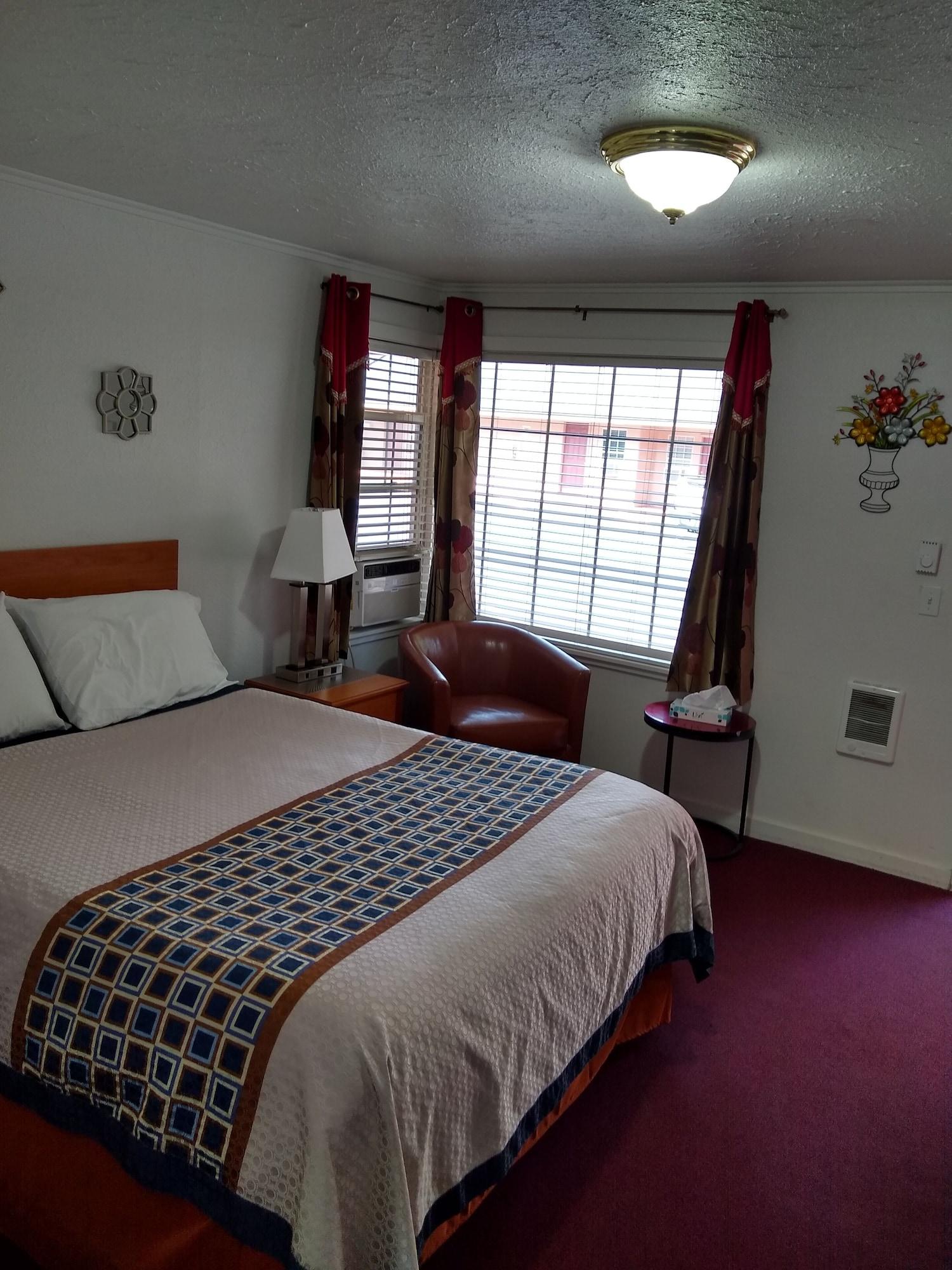 Holiday Motel בנד מראה חיצוני תמונה