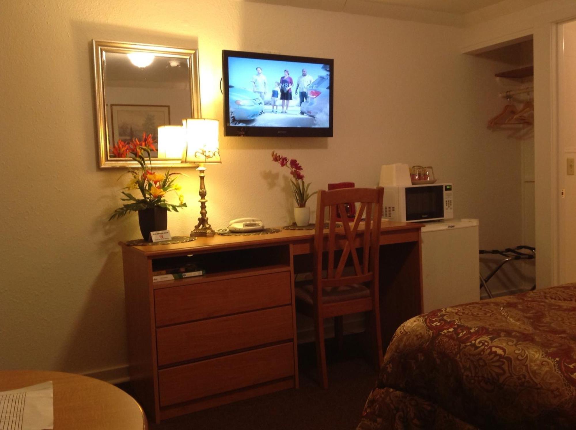 Holiday Motel בנד מראה חיצוני תמונה